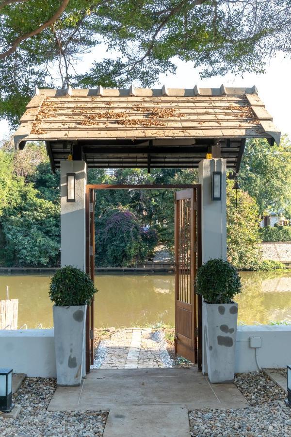 Stay @ Na Maeping บ้านส่วนตัวริมแม่น้ำปิง Chiang Mai Bagian luar foto